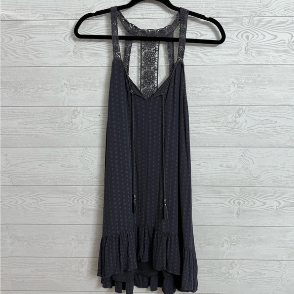 American Eagle Outfitters Tops - American Eagle Women’s Grey Sleeveless Long Top. Size XXS